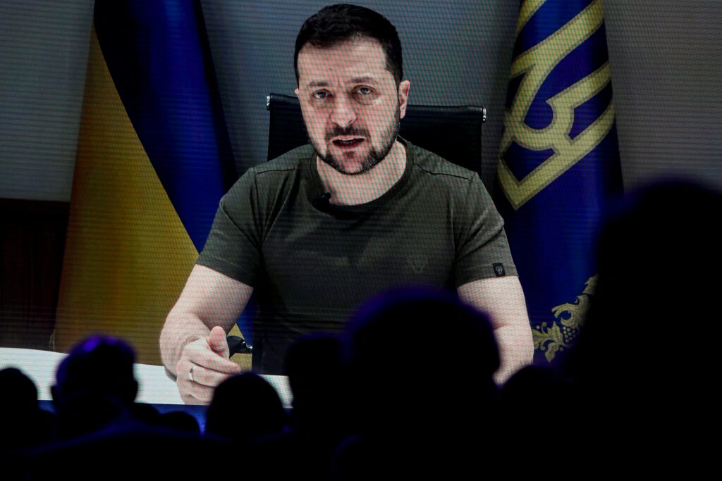 Зеленський повідомив, чому заборонив евакуйовувати людей та будувати укріплення перед вторгненням РФ