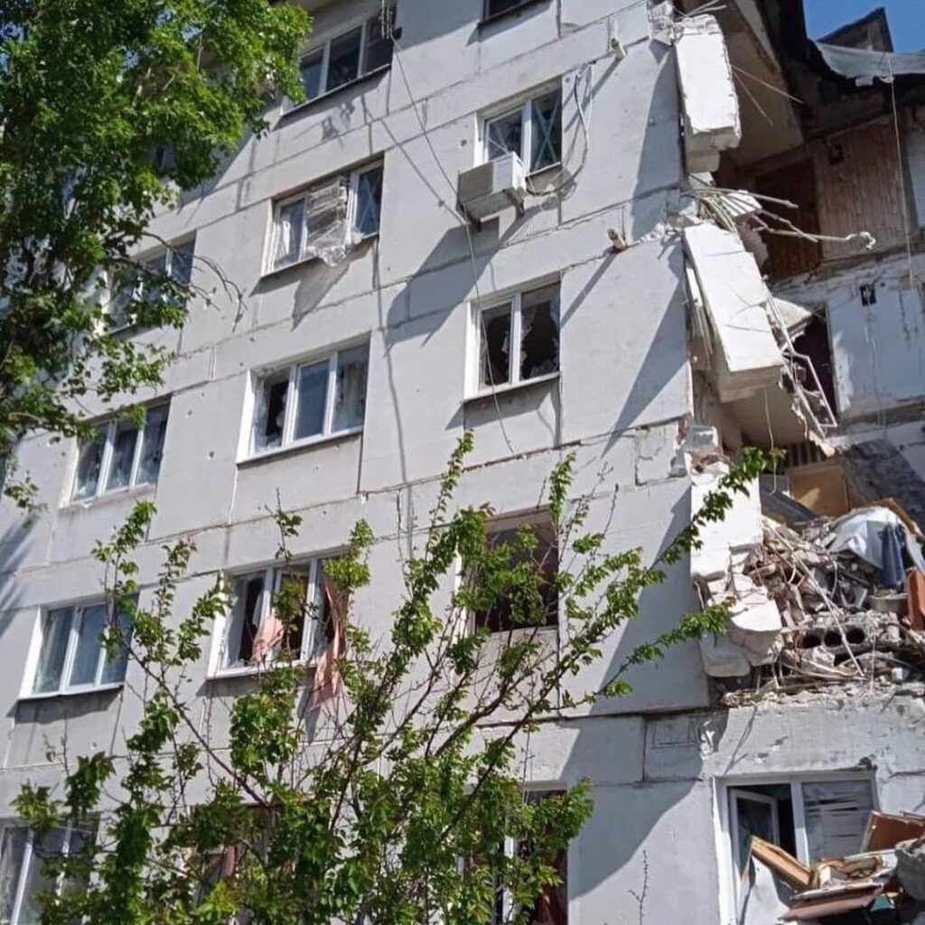 Окупанти 30 разів обстрілювали Луганщину: щонайменше півсотні будинків зруйновано