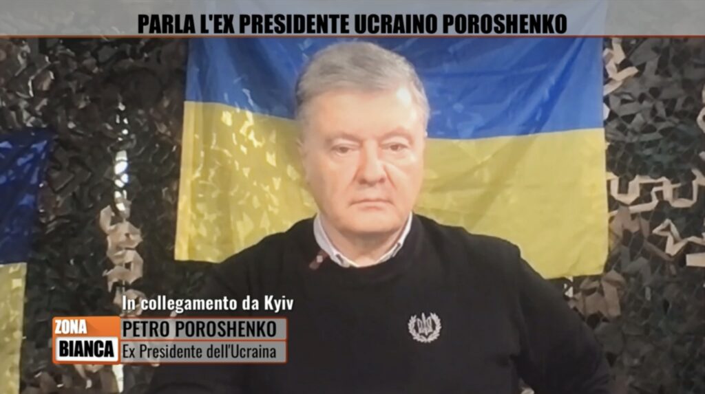 Захисники Маріуполя це символ української незламності – Порошенко в ефірі італійського телеканалу