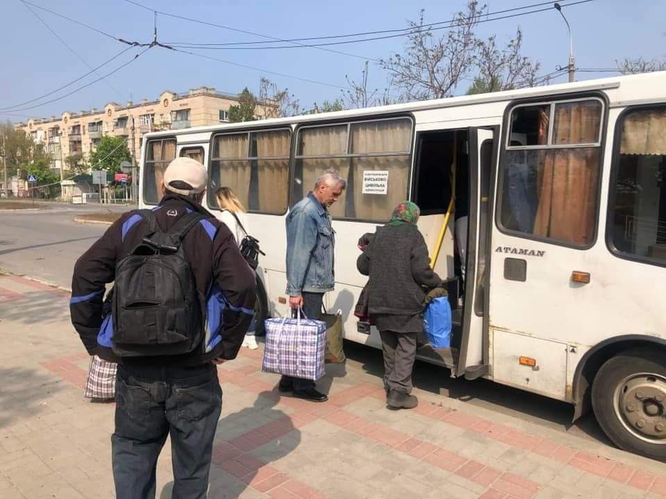Сьогодні вдалось провести евакуацію мирних мешканців з Сєвєродонецька