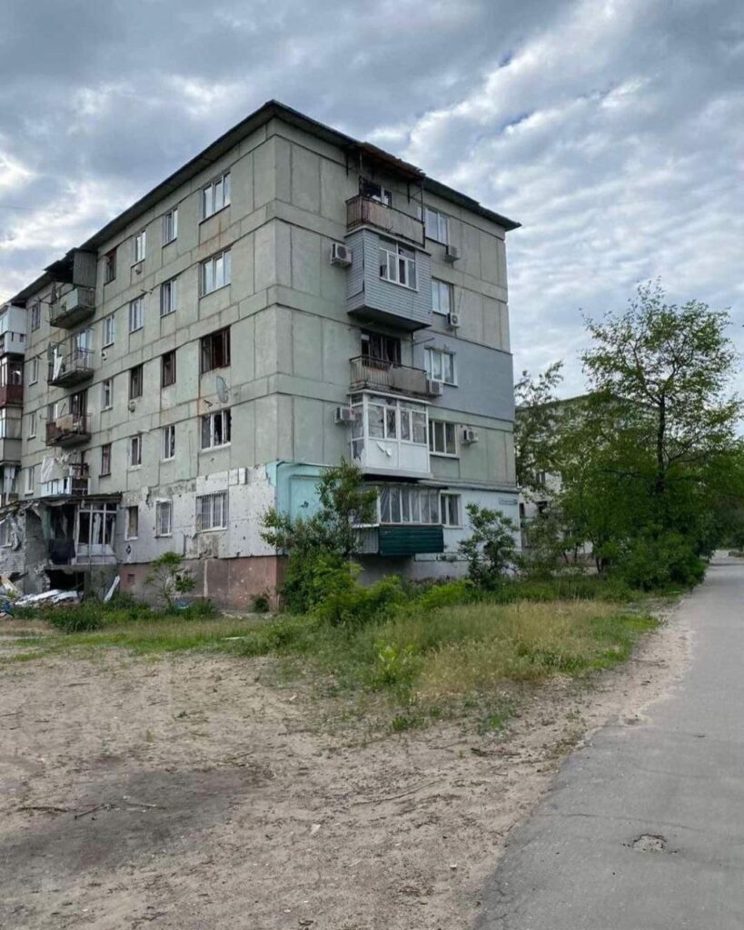 Ворог безуспішно намагається просунутись від околиць Сєвєродонецька та несе значні втрати