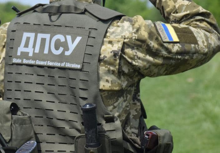 Близько 80 росіян подали документи на візу в Україну – ДПСУ