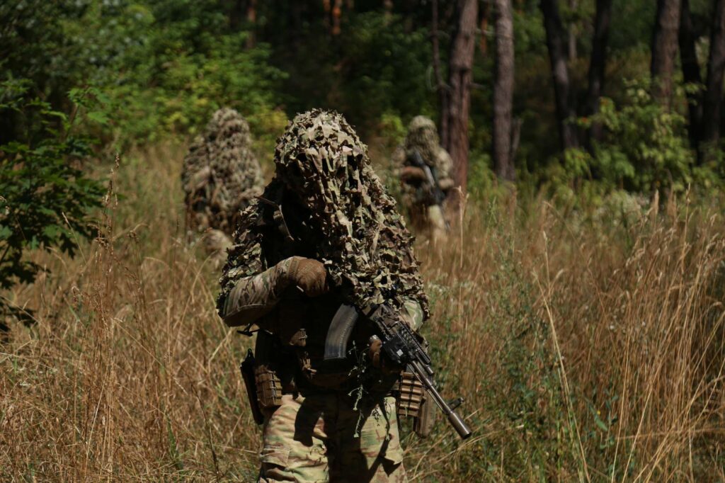 Підрозділи ГУР провели успішну спецоперацію на Кінбурнській косі: деталі