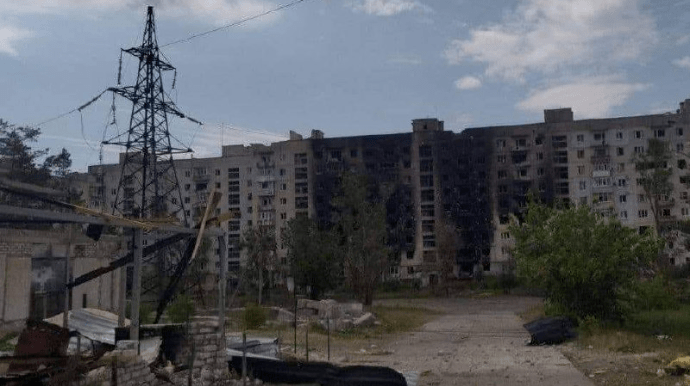 Российские оккупанты разрушили на Луганщине 38 домов