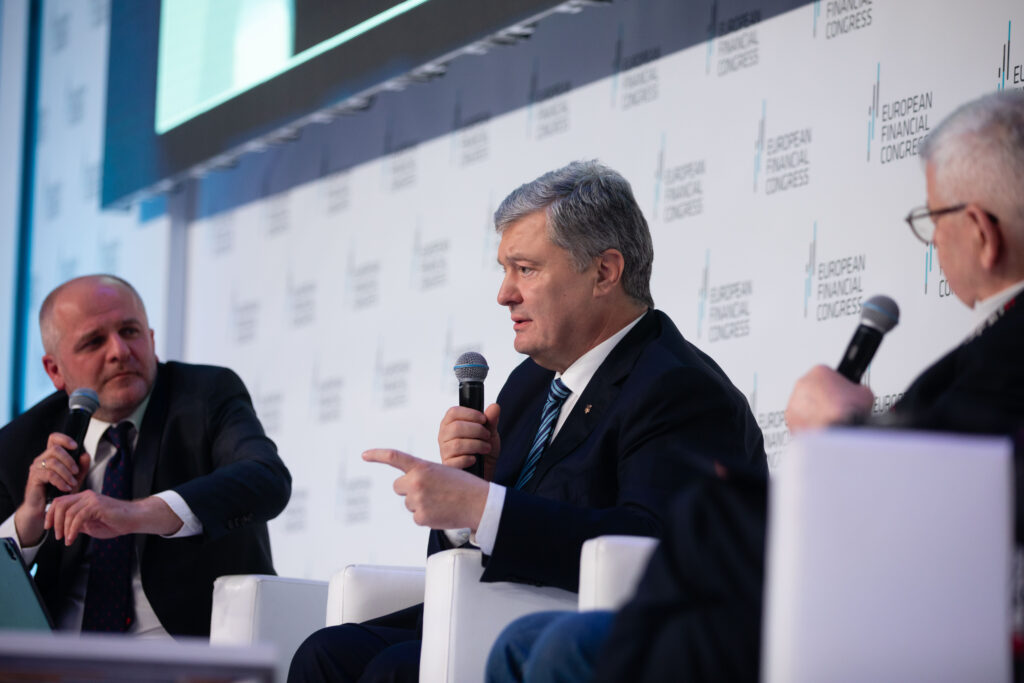 Порошенко в Сопоте: мы не можем позволить путину выиграть войну