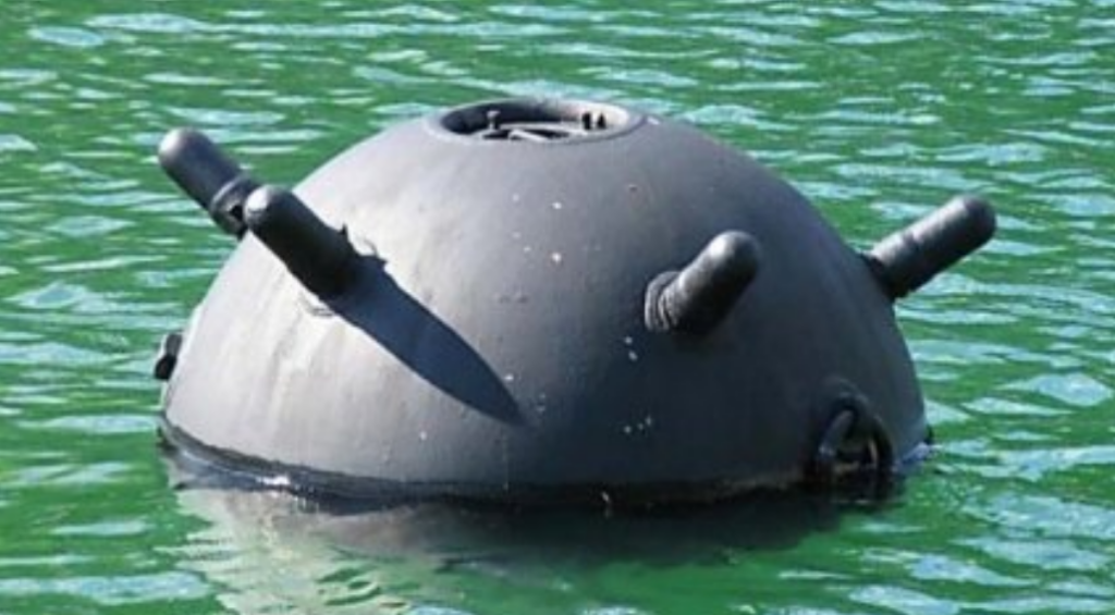 На Одещині біля морського узбережжя здетонувала російська міна