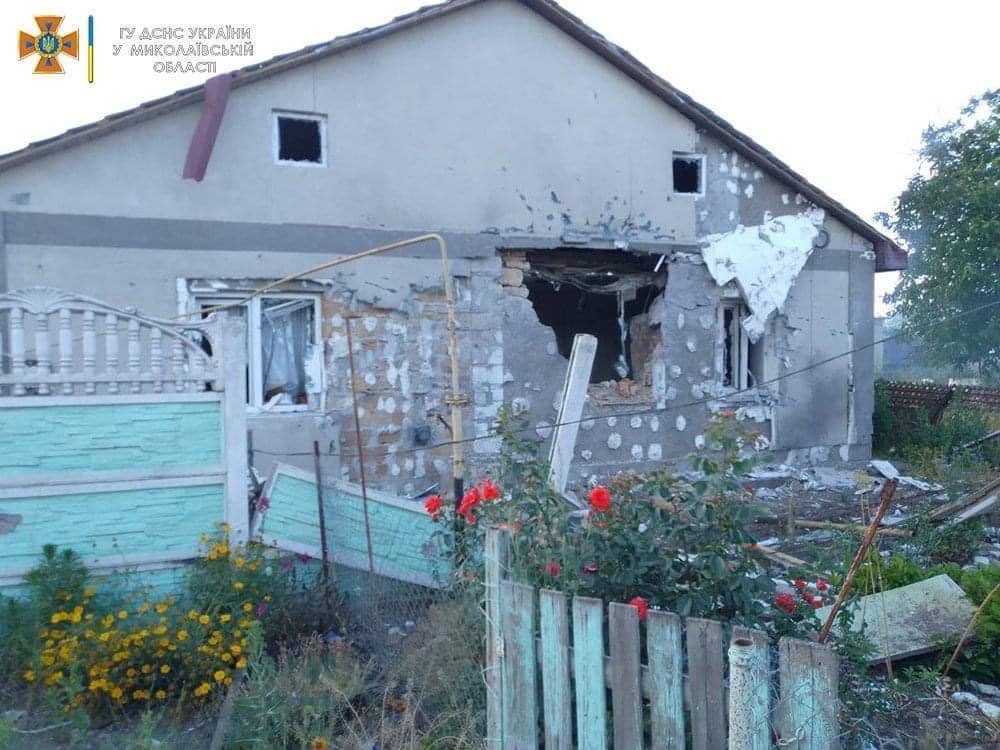 Внаслідок ворожих обстрілів на Миколаївщині поранено 17 мирних мешканців, є загиблі