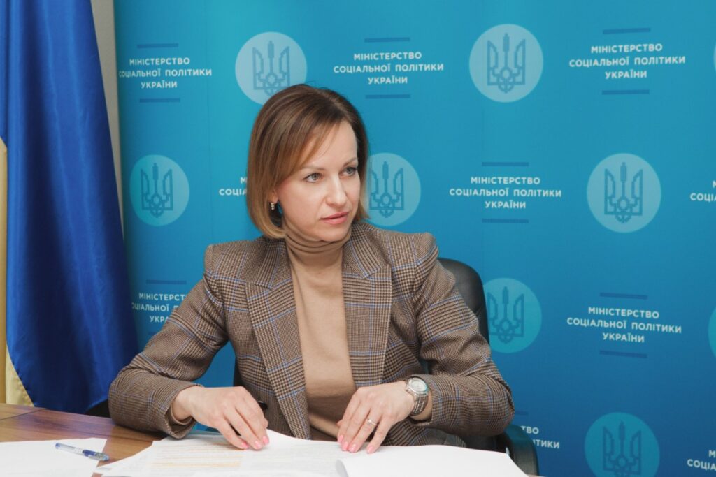 Глава Минсоцполитики Лабезная подала в отставку