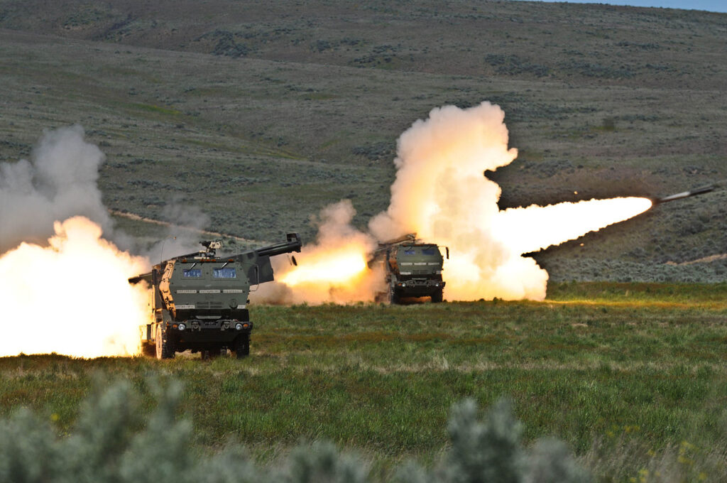 HIMARS “демілітаризували” базу рф у Мелітополі: штурм Запоріжжя окупантами – неможливий