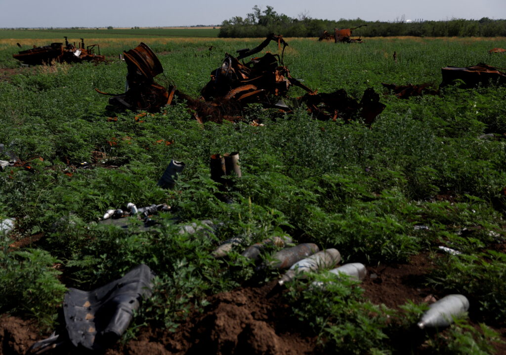 У Алчевську окупанти мобілізували працівників металургійного комбінату