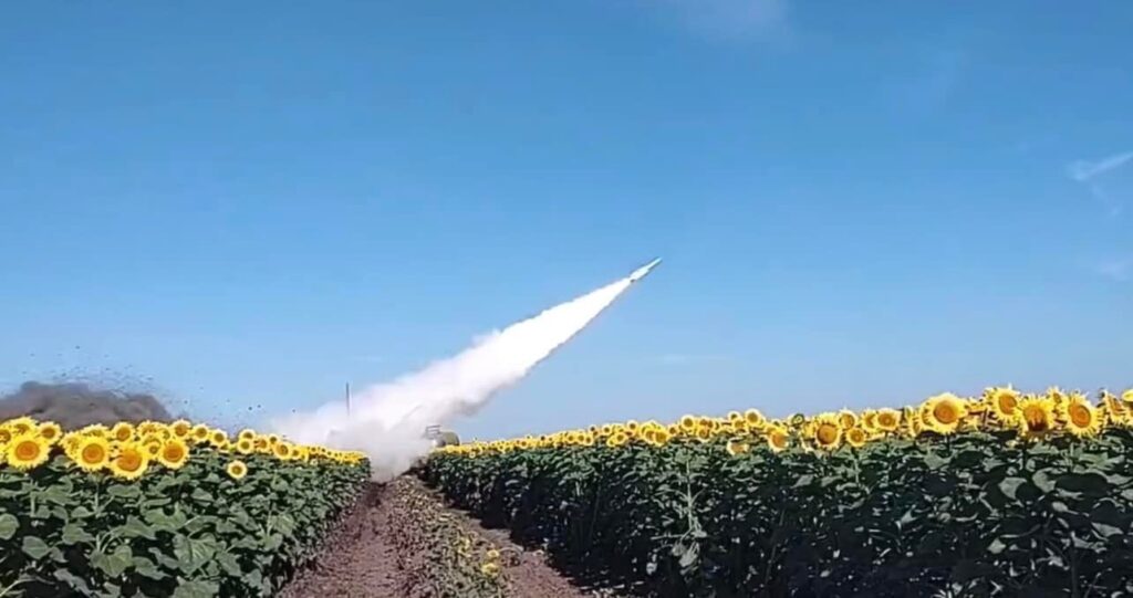 Українські штурмовики вдарили по опорниках військ РФ на Херсонщині, ППО збили російський безпілотник