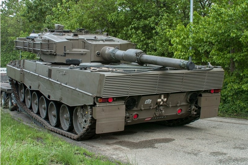 Німеччина не виключає передачу Україні танків Leopard