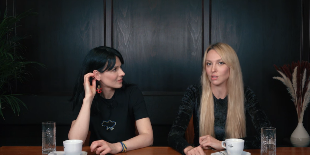 “Не хочемо бекати й мекати в прямому ефірі”: ведучі телешоу пояснили глядачам, чому не можуть перейти на українську мову