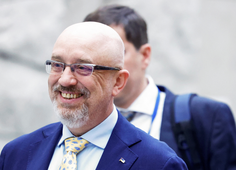 Распад РФ с «парадом суверенитетов»: министр обороны Украины опубликовал вероятные сценарии завершения войны