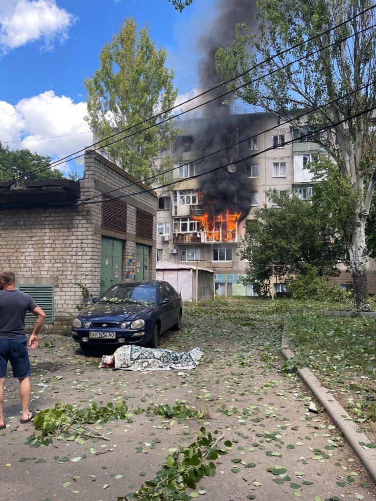 Окупанти обстріляли Краматорськ: внаслідок авіаційного удару загинула людина