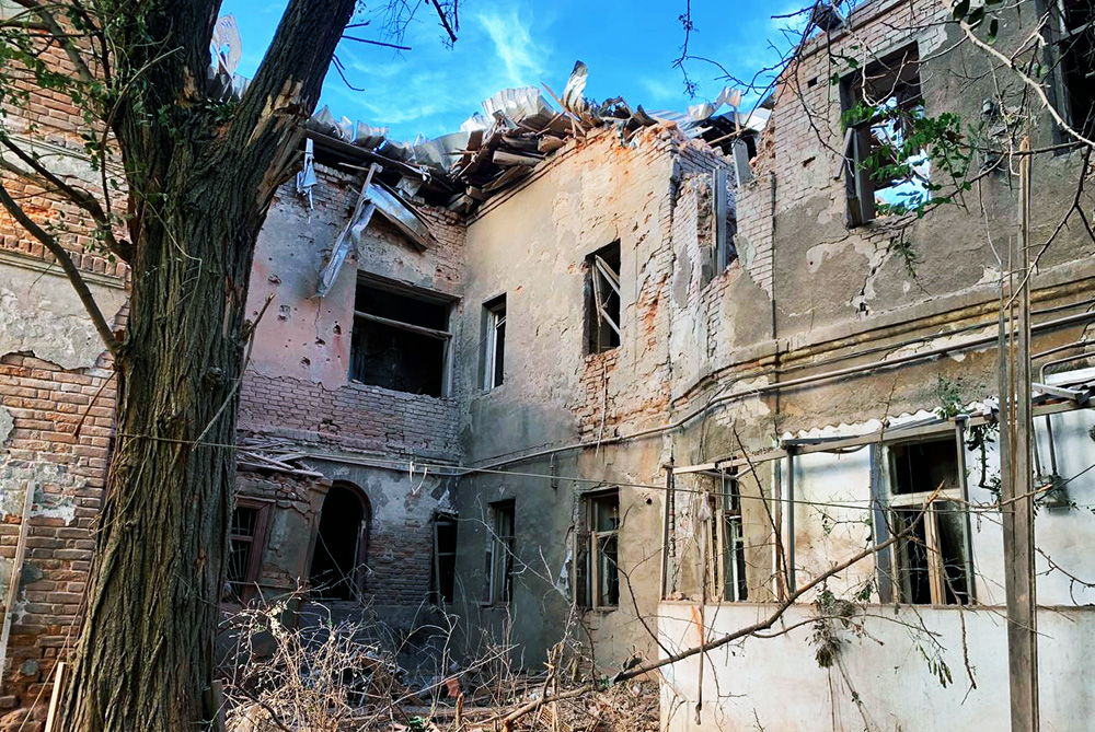 Окупанти обстріляли центр Харкова: є постраждалий