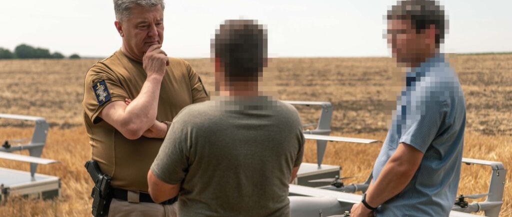 Аби зупинити окупантів: Порошенко закликав об’єднати усі можливі зусилля для контрнаступу