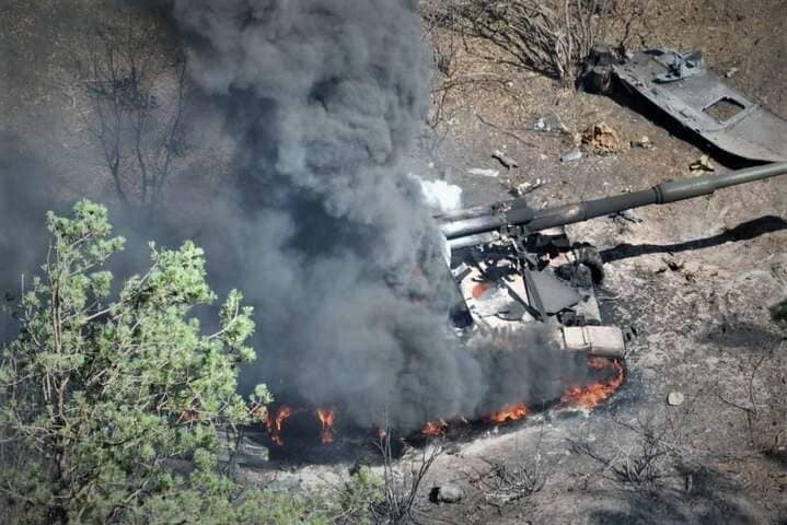 Зазнають втрат і відступають: війська РФ невдало атакують на Донеччині, але мають успіх на двох напрямках – Генштаб