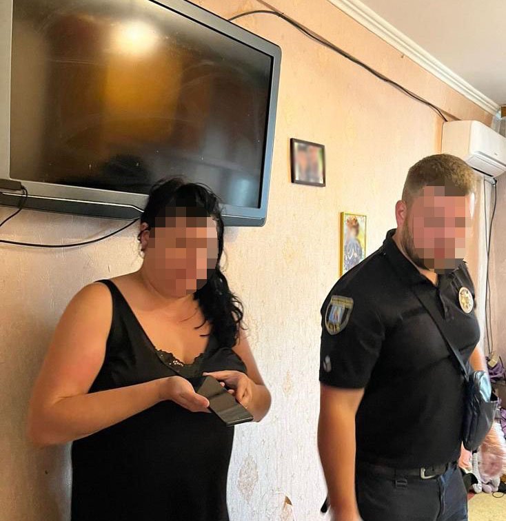 Мешканка Києва знімала та продавала порноролики за участі дітей