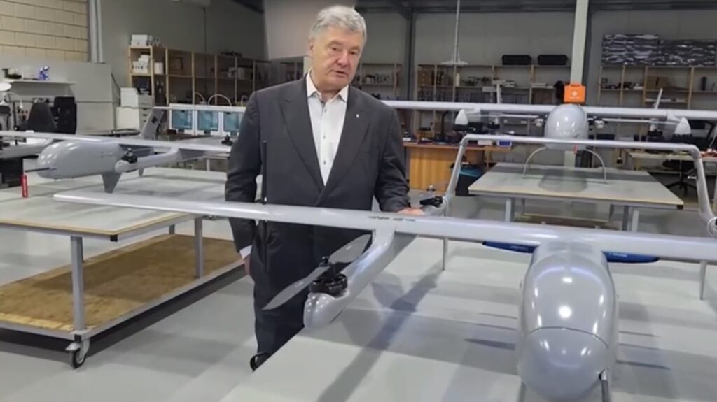 Порошенко оголосив про великий контракт для ЗСУ: це будуть БПЛА оперативного рівня