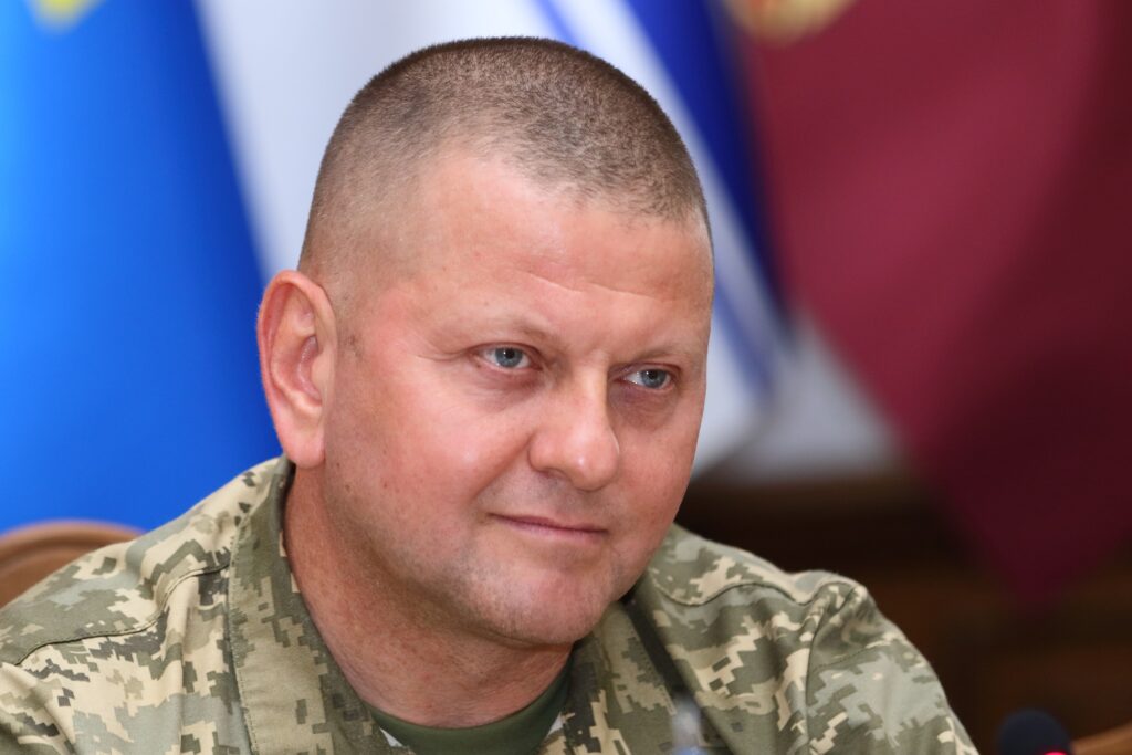 Не відкидає балотування у президенти й свого затримання “по бєспрєдєлу”: короткий звіт із зустрічі з Залужним