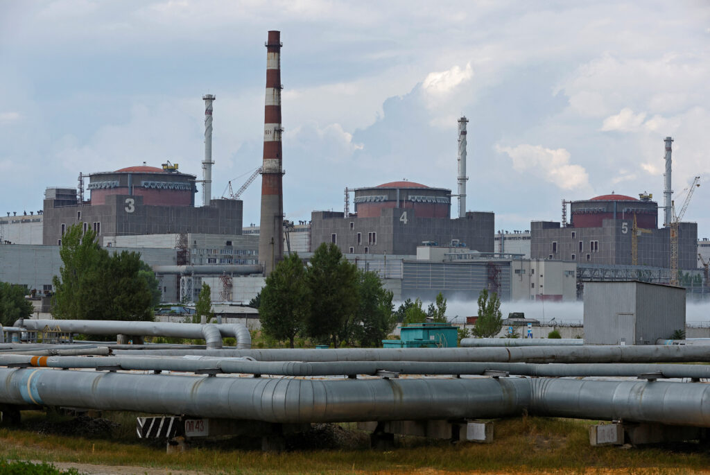 Російські окупанти готують план евакуації з Запорізької АЕС – Центр національного спротиву