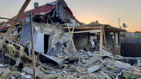Російські окупанти обстріляли Дніпропетровську область: сталася пожежа