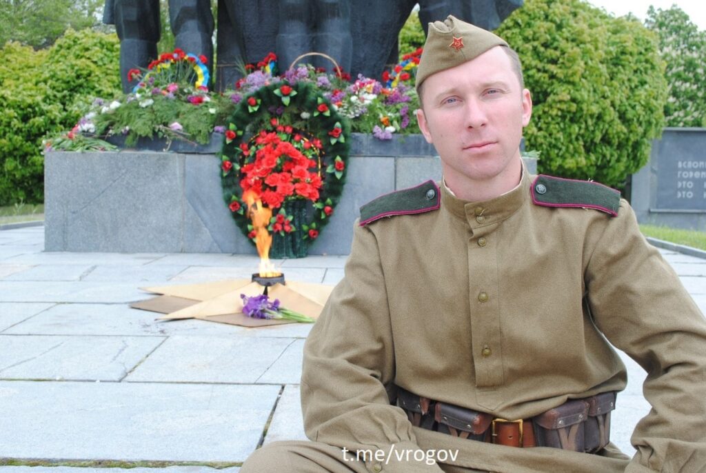 В Запорожской области взорвали автомобиль коллаборанта, который «возглавлял» оккупированный поселок: предатель погиб