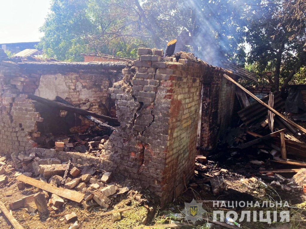 Росіяни обстріляли 10 населених пунктів на Донеччині за добу