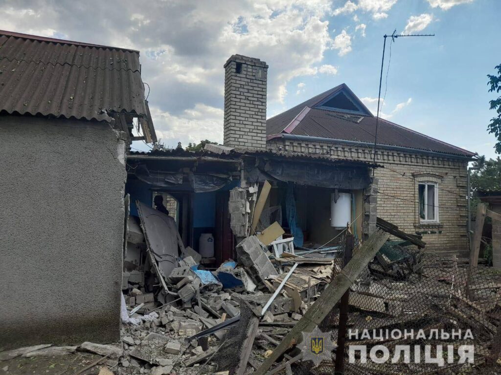Найбільше влучень по Авдіївці й Бахмуту: росіяни обстріляли 16 населених пунктів на Донеччині за добу