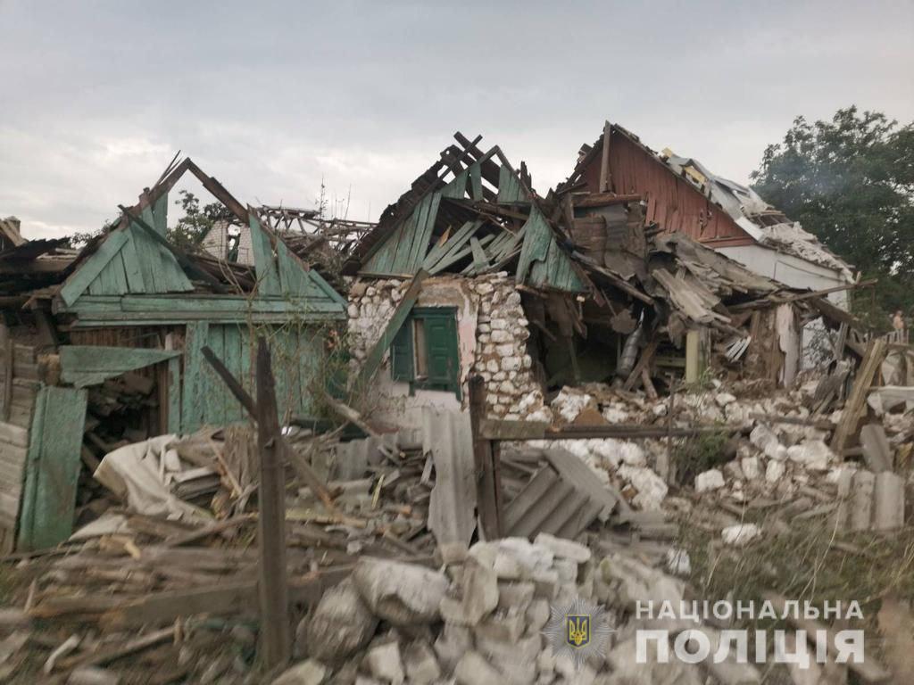 Росіяни обстріляли 11 населених пунктів на Донеччині: є загиблі й руйнування