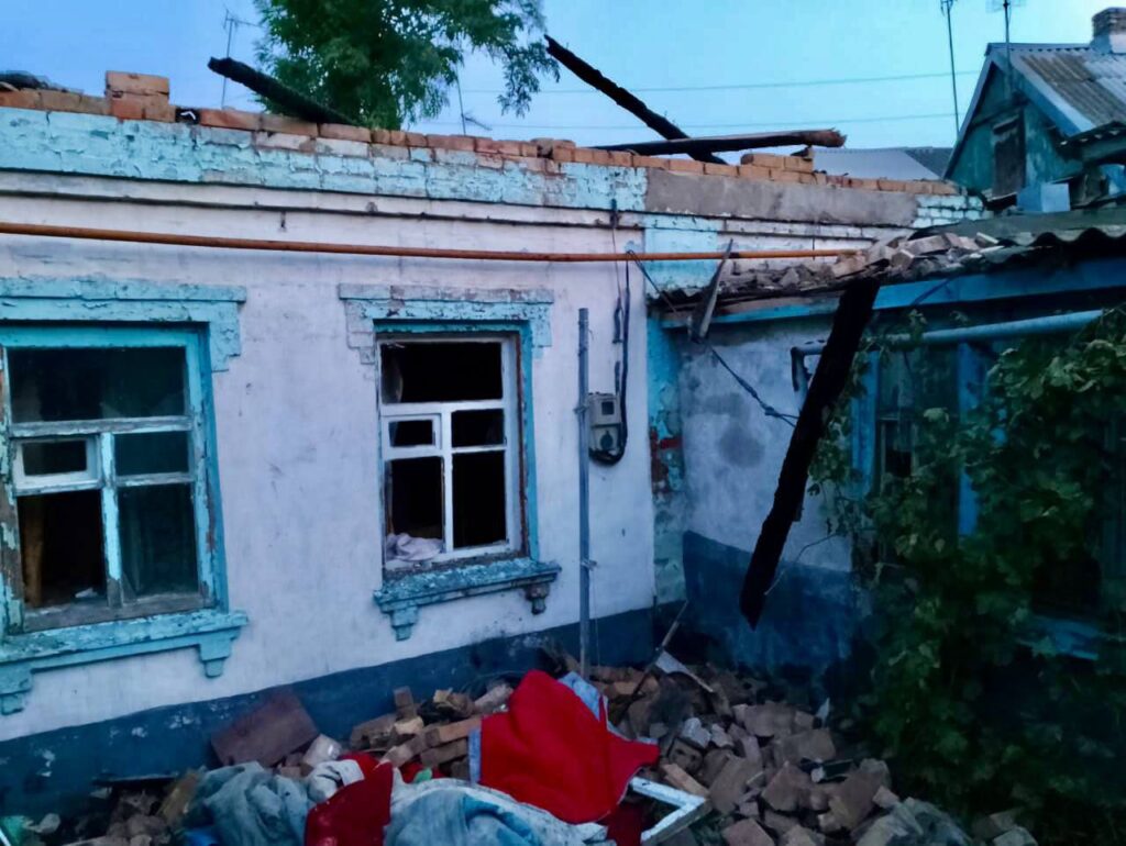Росіяни вгатили по двох районах Дніпропетровщини: є руйнування