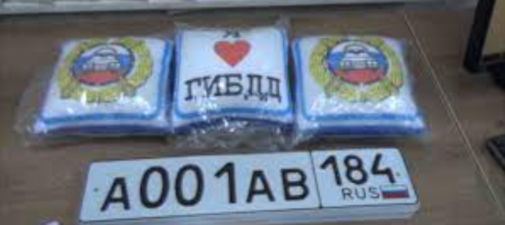 На окупованій Херсонщині почали видавати “державні автономери” РФ