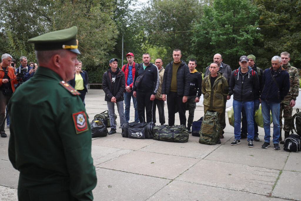 Не дорахувалися 20-30 відсотків: російські чиновники масово тікають від мобілізації – ЗМІ