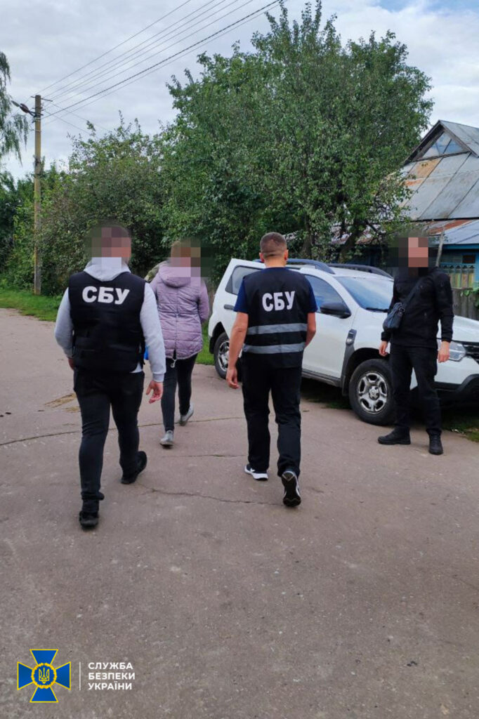 Передавала ворогу розвіддані про ЗСУ: на Чернігівщині затримали 32-річну колаборантку