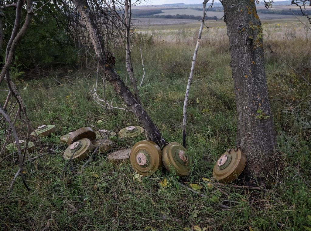 Finland voted to withdraw from anti-personnel mine ban convention
