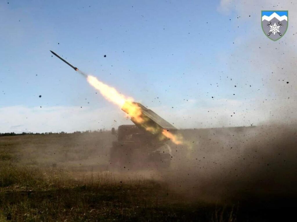 ЗСУ відбили вісім атак, вразили понад 24 райони скупчення військ РФ та чотири пункти управління – Генштаб