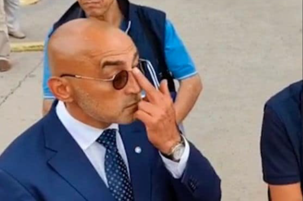 Жодного дня в атомній галузі: представник “Росатому” на ЗАЕС раніше працював директором при мавпячому розпліднику у Сухумі