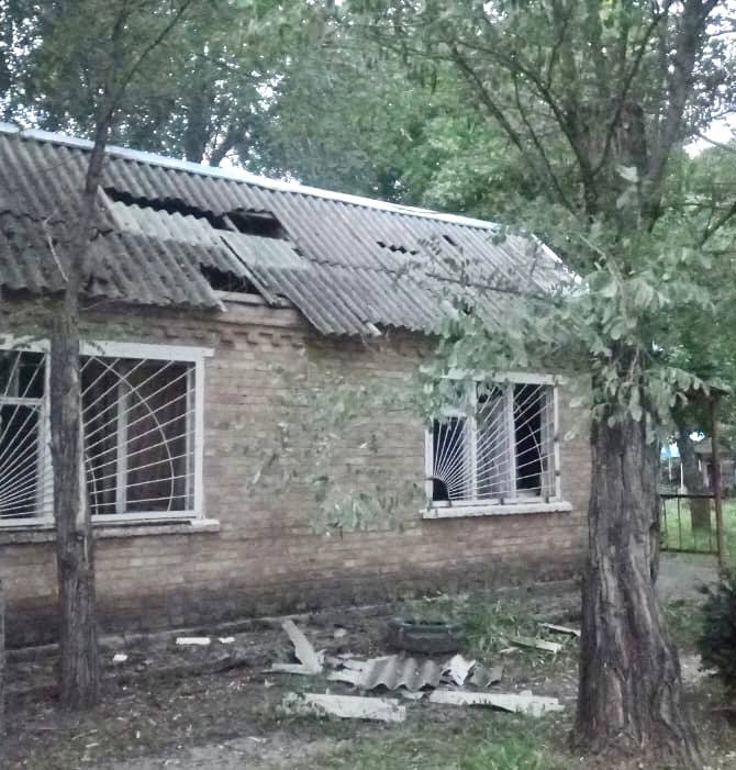 Понад 100 “прильотів” з “Градів” та важкої артилерії: окупанти обстріляли три громади Дніпропетровщини