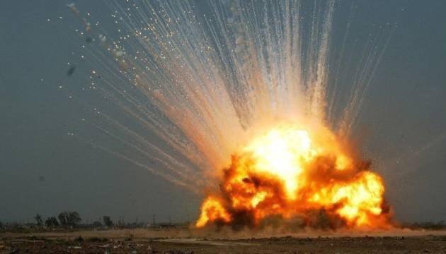 Російська ракета влучила у зупинку громадського транспорту у Миколаєві: троє загиблих, 13 поранених