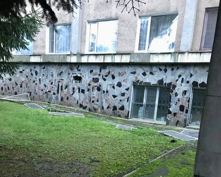 Війська РФ обстріляли Миколаїв: постраждала цивільна інфраструктура