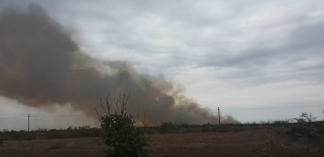 ЗСУ знову обстріляли Антонівській міст у Херсоні: перше відео наслідків удару