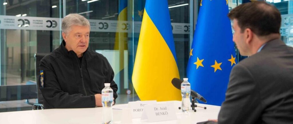 Порошенко обговорив із новим послом Австрії посилення санкцій проти росії
