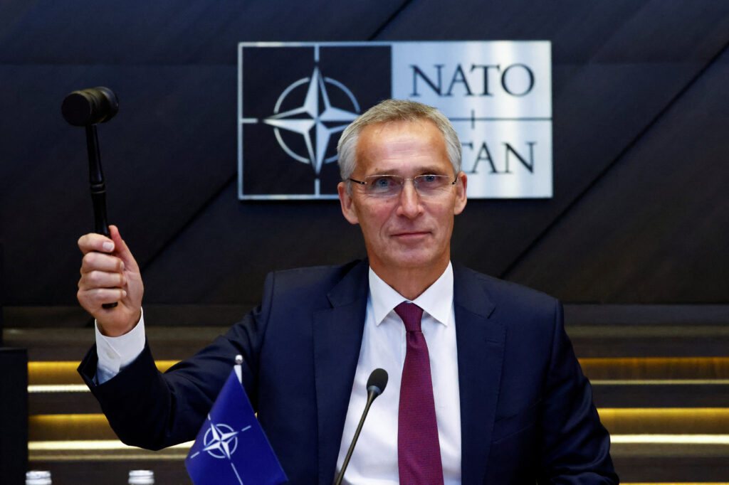 Генсек НАТО закликав Захід готуватися до затяжної російсько-української війни і надалі підтримувати ЗСУ