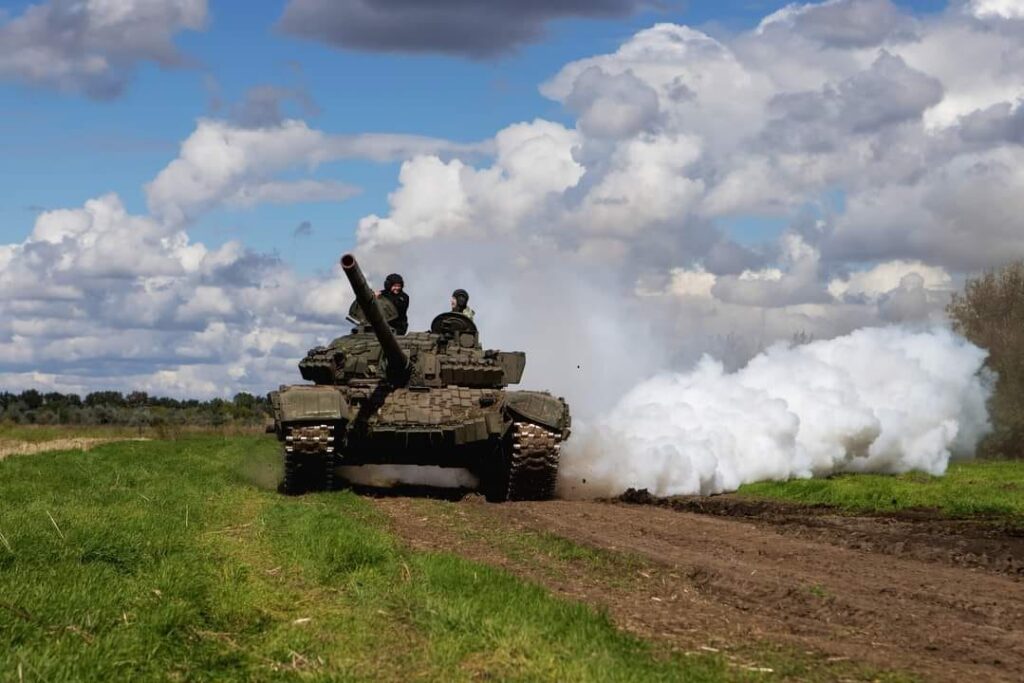 Контрнаступ на Херсонщині: ЗСУ продовжують рухати лінію фронту, а росіяни намагаються зайняти оборону