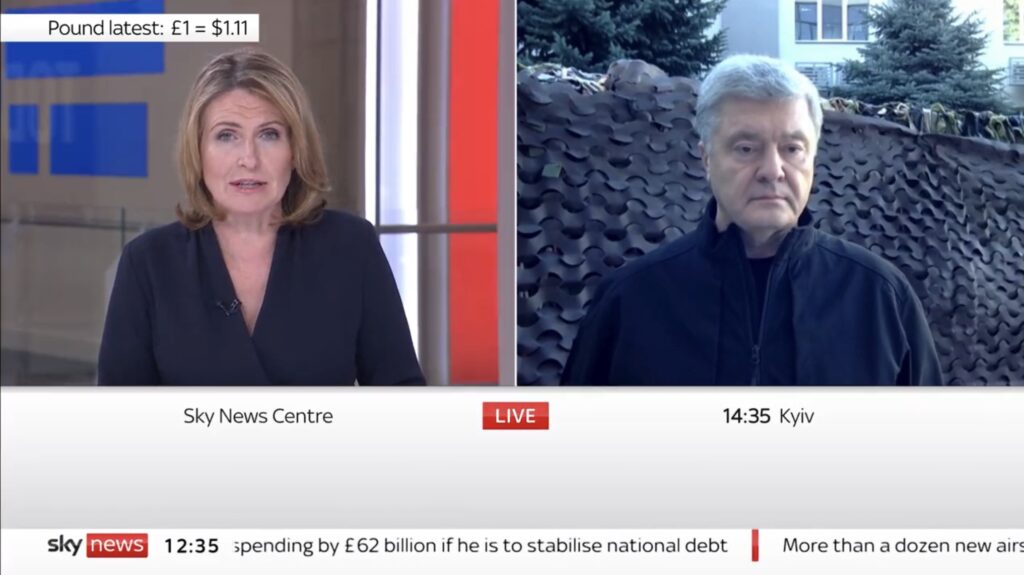Порошенко требует полного эмбарго: путин тратит на ракеты против украинцев деньги, которые ему платит Запад