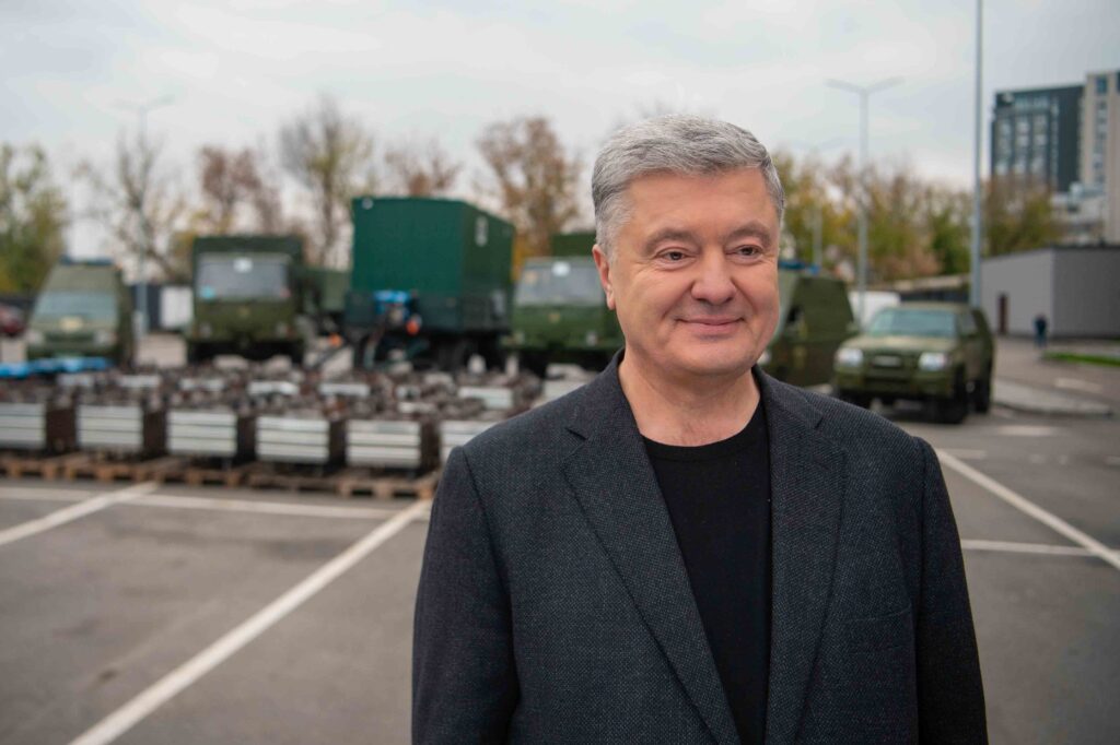 Порошенко передает новый груз для десантников: чтобы утилизация агрессора шла еще быстрее