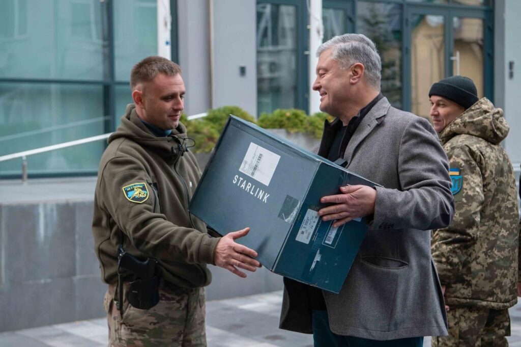 Петро Порошенко вдало потролив Ілона Маска