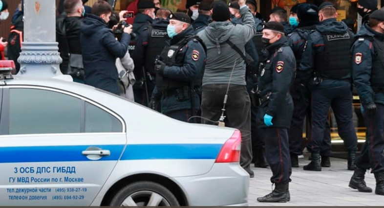 У Москві розпочалися масові арешти військових, рух центром міста перекрили – розвідка