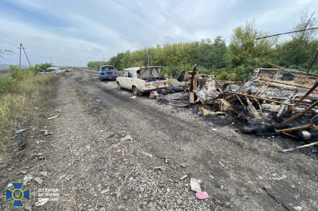 На Харківщині виявили обстріляну колону цивільних авто, багато загиблих